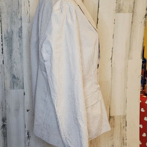 NWT Merona Women's Gray/White Striped Jacket Blaze - Picture 2 of 3